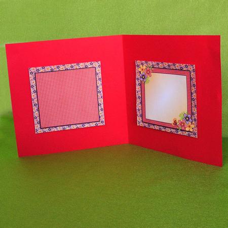 Red Check and Flowers Insert by Elisabeth Le Clainche
