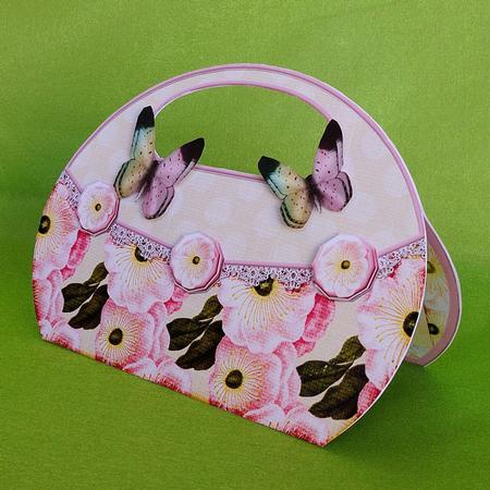 New Size Handbagcard Almond 115 by Elisabeth Le Clainche