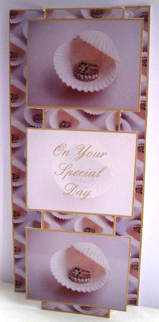 2 Wedding Rings in a Oyster Shell 3 Panel Fold Back by Elizabeth Boot