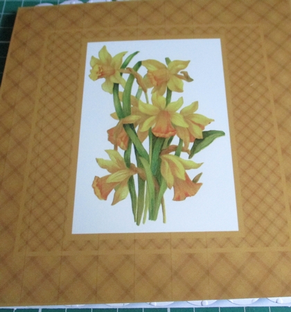 Delightful Daffoldils Square Card Front and Pyramid by Lizzie Hartwell