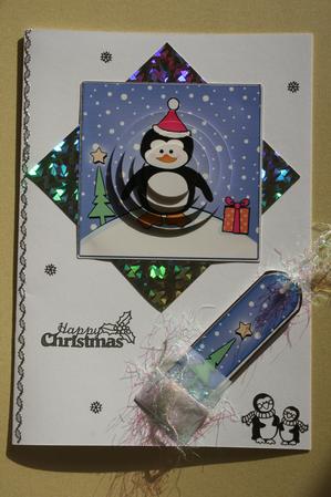Cheeky Xmas Penguin Quick Card with Circle Pyramage Topper by Elizabeth Shepphard