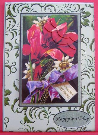 Scalloped Pyramid Flowers by Eunice Roberts