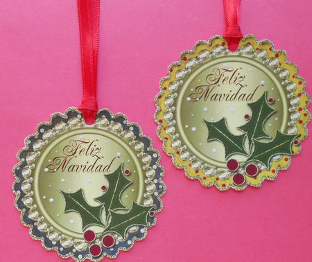 Feliz Navidad Scalloped Round Mini Toppers & Tags 4 by Eunice Roberts