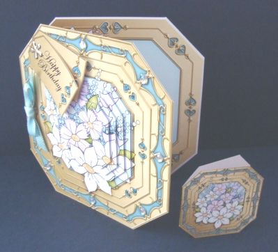 3D Floral Bouquet Pyramage Octagonal Floral Mini Kit by Fran Turner