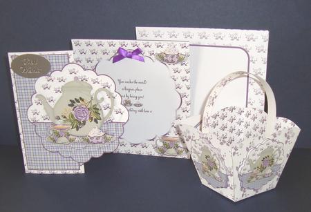 Scalloped Over the Edge No Hole Floral Fold Back Kit by Fran Turner