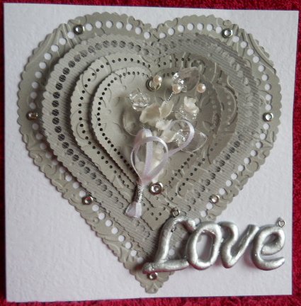 Scalloped Heart Toppers 1 by Gail Pennycuick