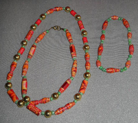 Coordinated Bead Sampler #2 by Gail Pennycuick