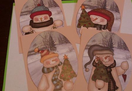 4 Christmas Tree Snowman Toppers by Geri Stringer