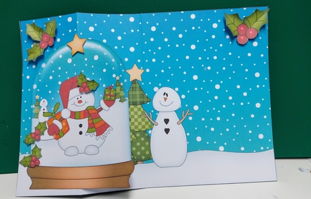 Christmas 3D Shaped No-Hole Fold Back Mini Kit - Snowman Oli has Xmas Presents by Gill Gardiner