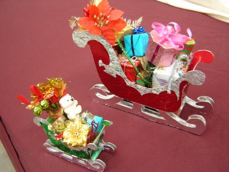 Santas Sleigh Mini & Large Models by Gillian Mahoney