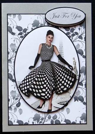 Black N White Beauty by Giselle Topper