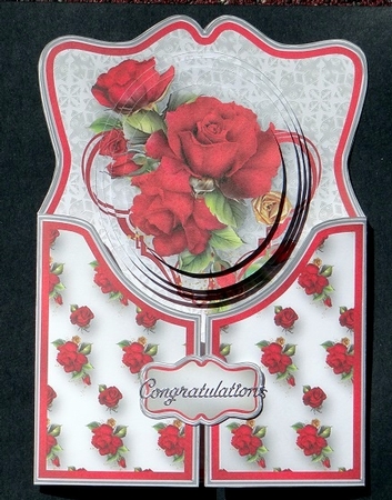 Red Roses Romance Shaped Gatefold Card Mini Kit by Giselle Topper