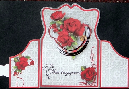 Red Roses Romance Shaped Gatefold Card Mini Kit by Giselle Topper