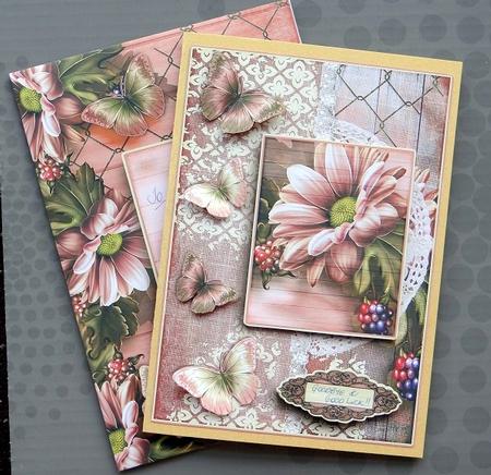 Cardtopper with Matching Envelope Chrysanthemum 637 by Giselle Topper