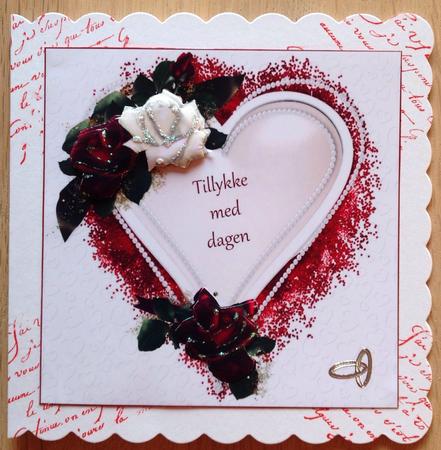8x8 Satin and Pearl Heart by Gitte Jensen