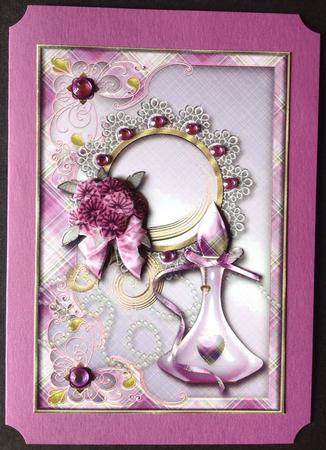 Parrfum & Flowers Topper 2 by Gitte Jensen