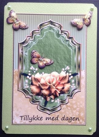 Classic Golden Roses by Gitte Jensen
