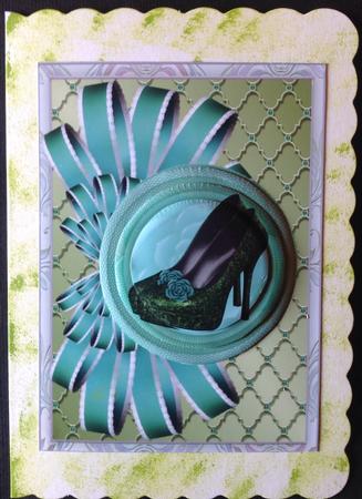 Emerald Shoes Bow and Circle Pyramid Card by Gitte Jensen