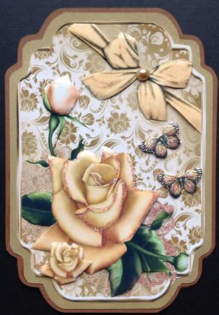 Beautiful Gold Rose Topper by Gitte Jensen