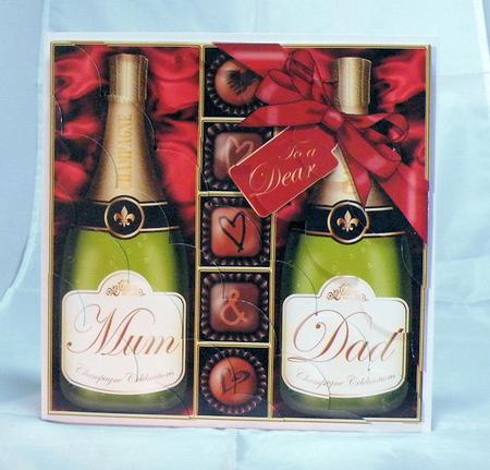8 x 8 Mum N Dad Champers Chocs N Roses Scalloped Corner Kit by Hazel Pepper
