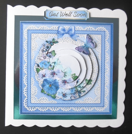 Spring Flowers Quick Card with Circle Pyramage by Hazel Sumner