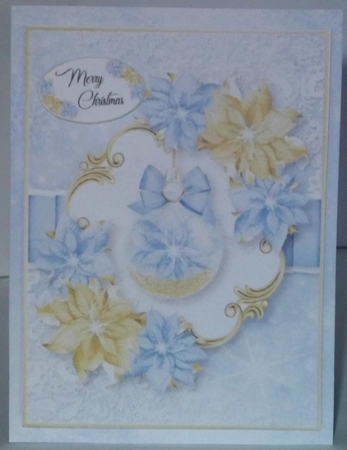 Poinsettia Bauble Bumper Kit 4 by Hazel Underwood