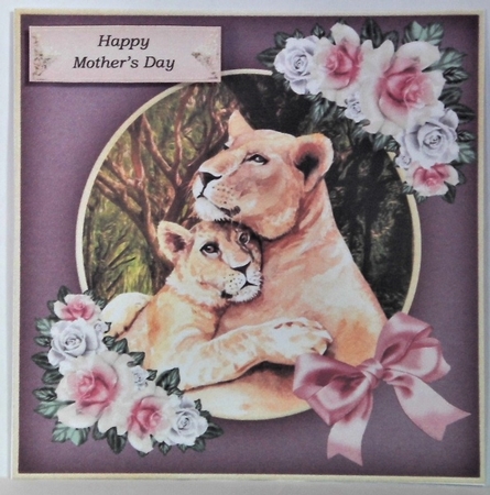 Loving Mum - Lion by Hazel Underwood
