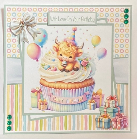 Animal Cupcakes #2 Mini Kit 7x7 by Hazel Underwood