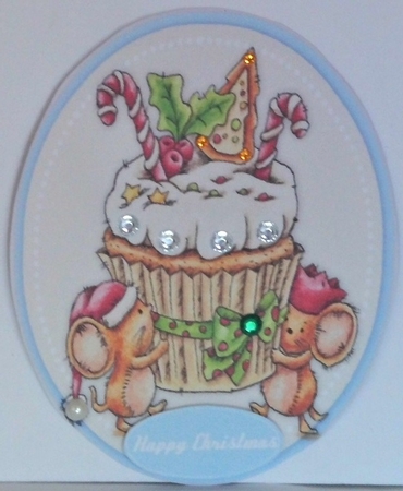 Christmas Cupcake by Hazel Underwood