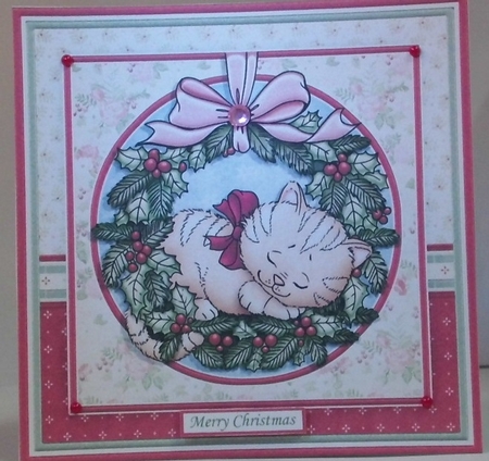 KITTEN IN WREATH 7.5 Christmas Decoupage & Insert Mini Kit by Hazel Underwood