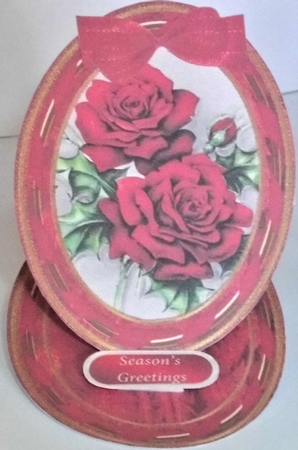 Christmas Red Roses Oval Easel Card Mini Kit by Hazel Underwood