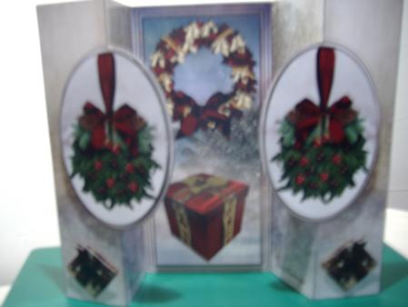 Christmas Wreath and Berries Double Fold Back by H Pearson