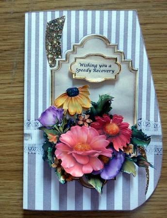 Summer Flowers Shaped Card Kit by Helen Gomm