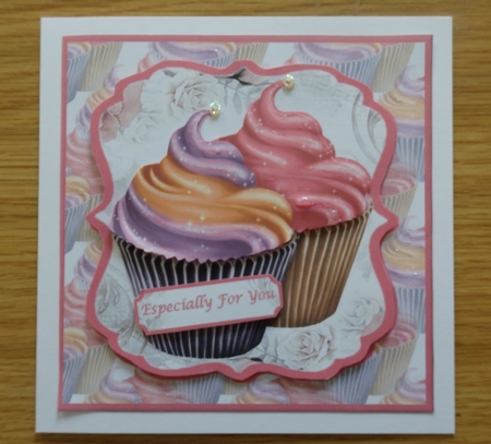 Cupcake Heaven by Helen Gomm