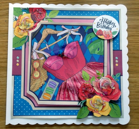 Summer Style by Helen Gomm
