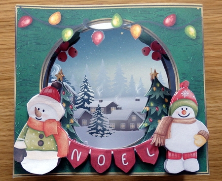 Christmas Cheer - Diorama Card by Helen Gomm