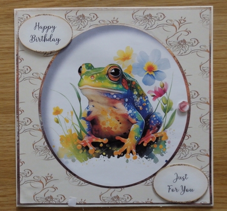 Simple Painted Frog by Helen Gomm