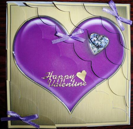 8 x 8 Enamel Heart Kit with Scalloped Corners by Helen Gomm