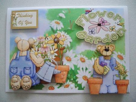 Garden Bears Step by Step - Flowers by Helen Gomm