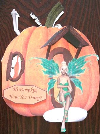 Hiya Pumpkin by Helen Gomm