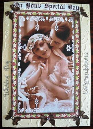 Special Hinges Vintage Wedding by Helen Gomm