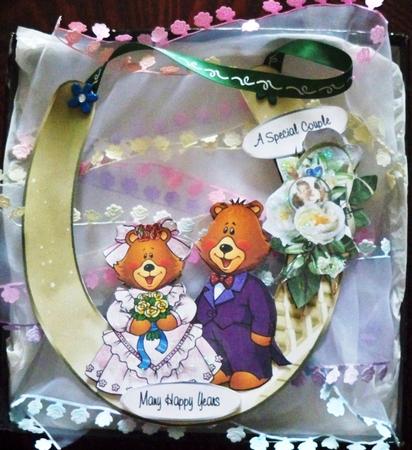 Horseshoe Keepsake Mini Kit Teddies by Helen Gomm