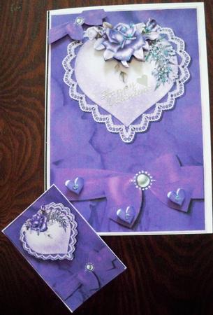 For the Love of Roses Topper 1 by Helen Gomm