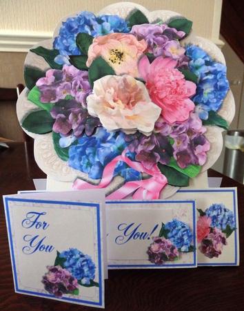 Roses & Posies Stand Alone Easel Kit - Summer Bouquet by Helen Gomm
