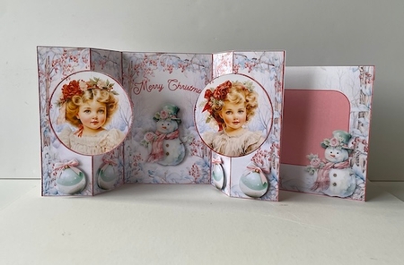 Merry Christmas double fold back circle card by Helen Howell