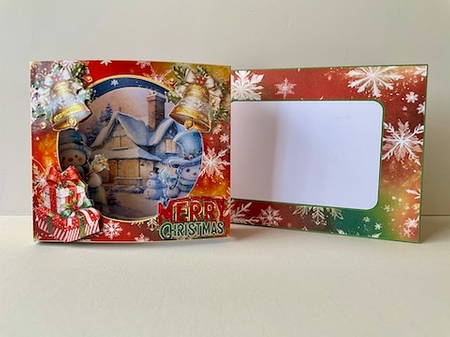Merry Christmas Diorama by Helen Howell