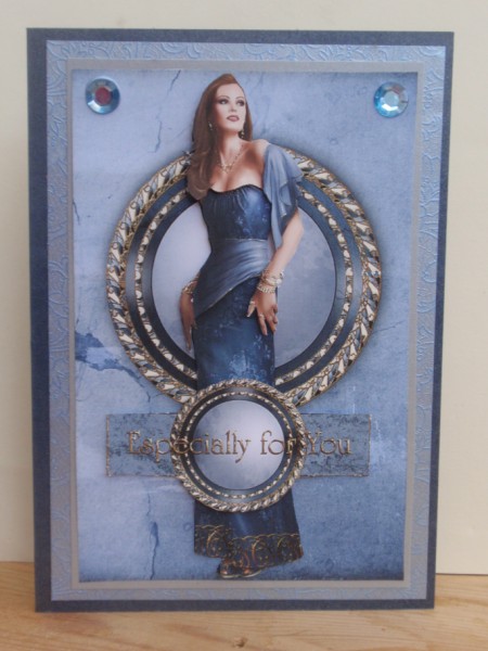 Art Deco Lady Pearl (blue) by Helen Jennings