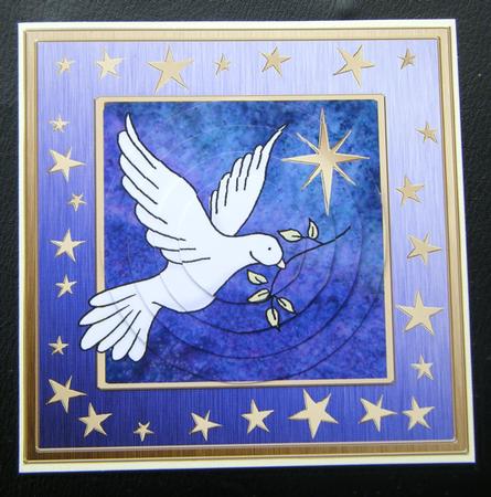 Xmas Dove Circle Pyramage Topper by Charlie Angel