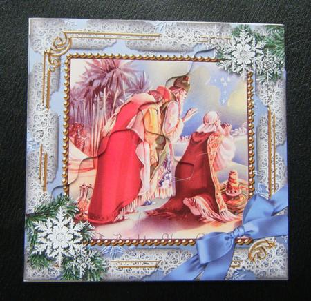 We Three Kings Snow 5in Scallop Triangle Corner Stacker by Charlie Angel