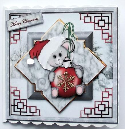 Christmas Mouse Card with a Topper by Hilary Shemmans